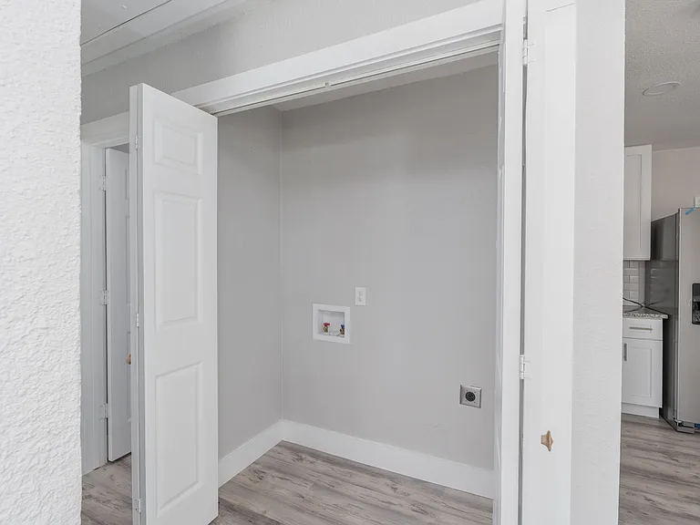 5914 Asbury Ave #A — Photo 12