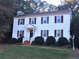 4512 Burgess House Ln, North Chesterfield, VA 23236