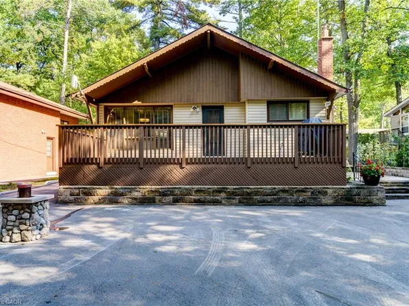 11 Glen Ave S, Tiny, ON L0L 2T0