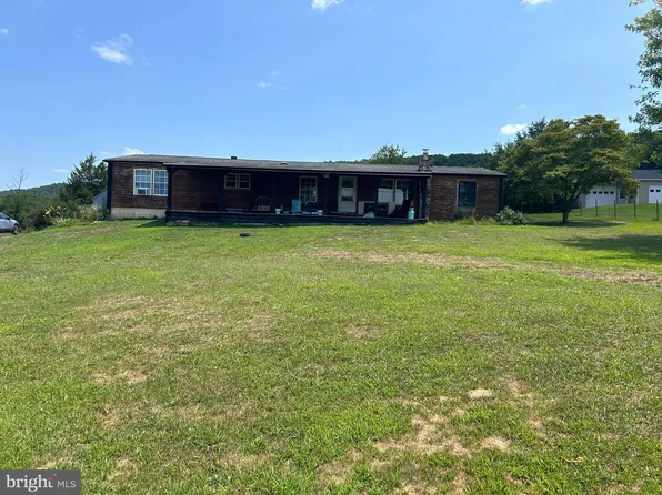 1055 Pine Hill Rd, Duncannon, PA 17020