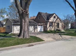 644 S 10th Ave, La Grange, IL 60525