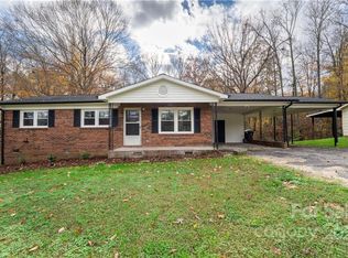 2012 Hazelwood Dr, Statesville, NC 28625