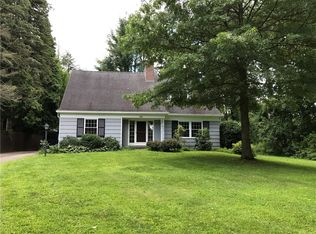 345 Kilbourn Rd, Rochester, NY 14618