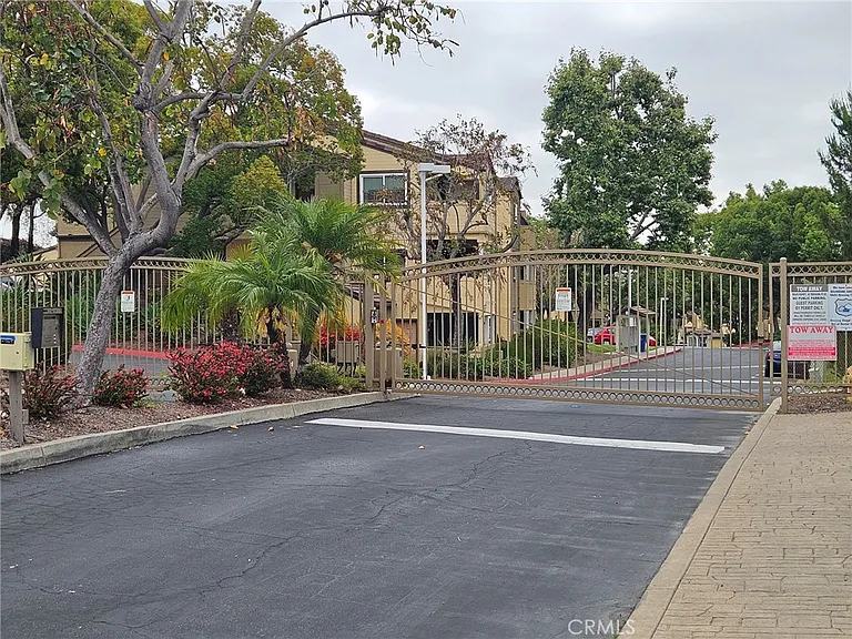 5010 Los Morros Way #25 — Photo 53