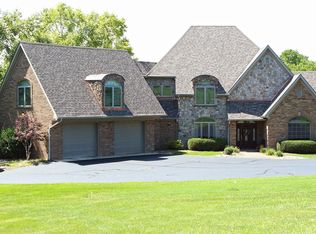 1055 Stoney Point Rd, Paris, KY 40361