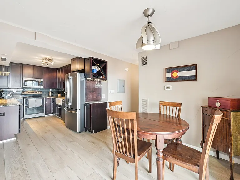 2 Adams St #705 — Photo 14