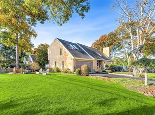 44 Red Bridge Rd, Center Moriches, NY 11934