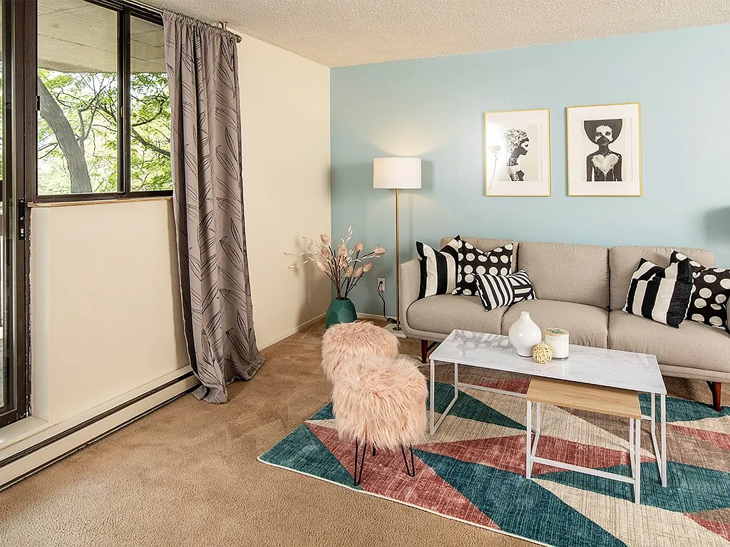 Richlin Apartments — Photo 4
