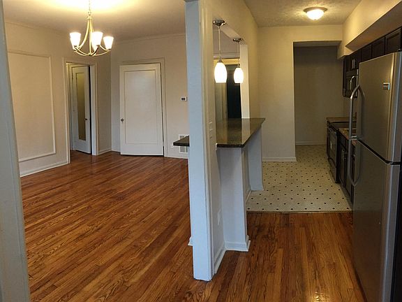 2nd image of 404-1 W 28th St Unit 404