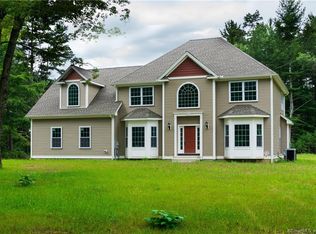 38 Wildwood Rd, West Simsbury, CT 06092