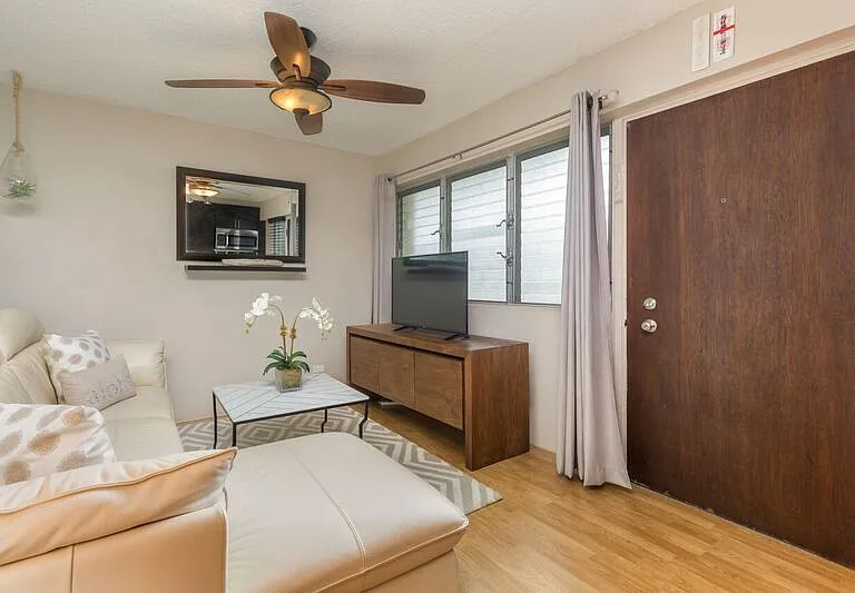 1620 Keeaumoku St #505 — Photo 2
