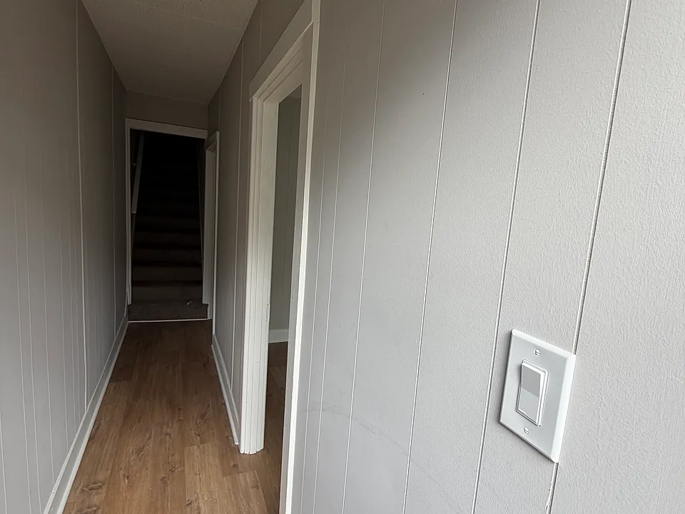 218 W Allen St