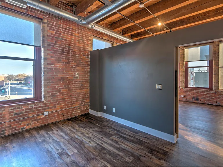 150 E Main St #403 — Photo 17