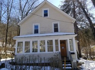 37 Chapel St, Ellenville, NY 12428