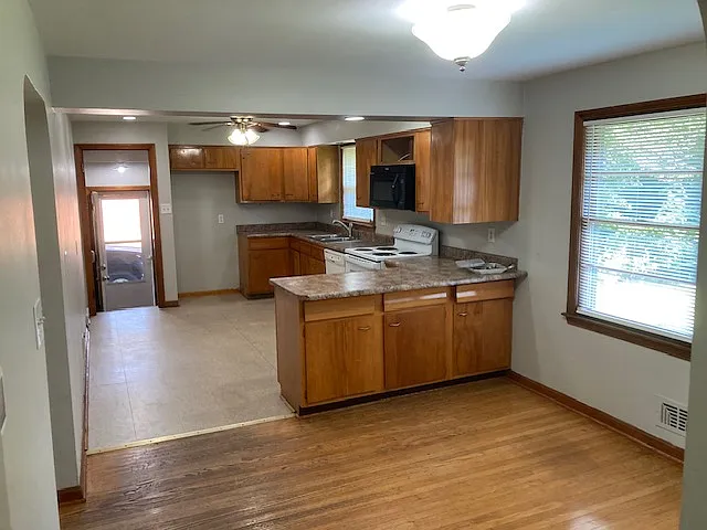 3315 Heather Ln — Photo 9