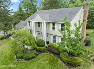 2 Apple Grove Dr, Holmdel, NJ 07733