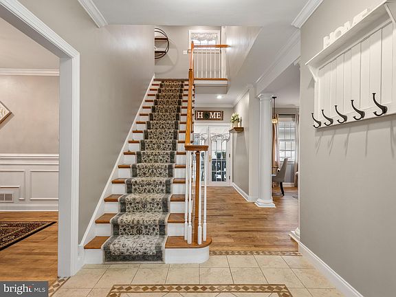 3rd image of 500 Langford Dr