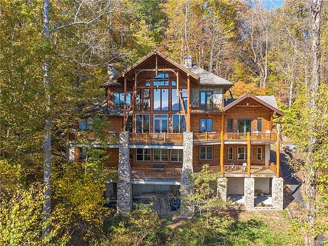 1st image of 142 Bear Vista Trl