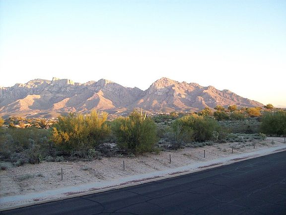 The view from the Master and Front of the house and 2 other bedrooms