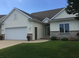 2272 Coral Ct NE, Rochester, MN 55906