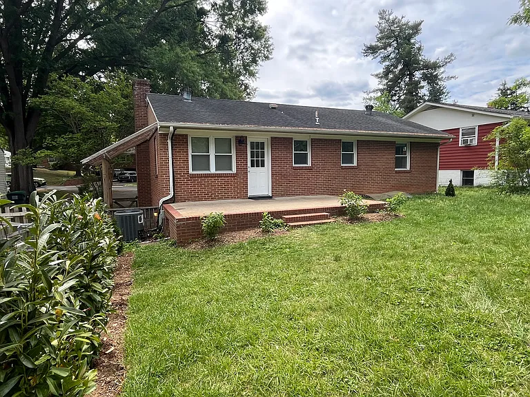 119 Stribling Ave — Photo 3