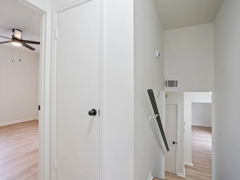 3709 Kingsgate Dr — Photo 8