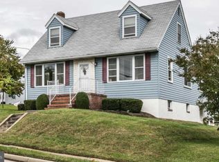 1256 Elm Rd, Halethorpe, MD 21227