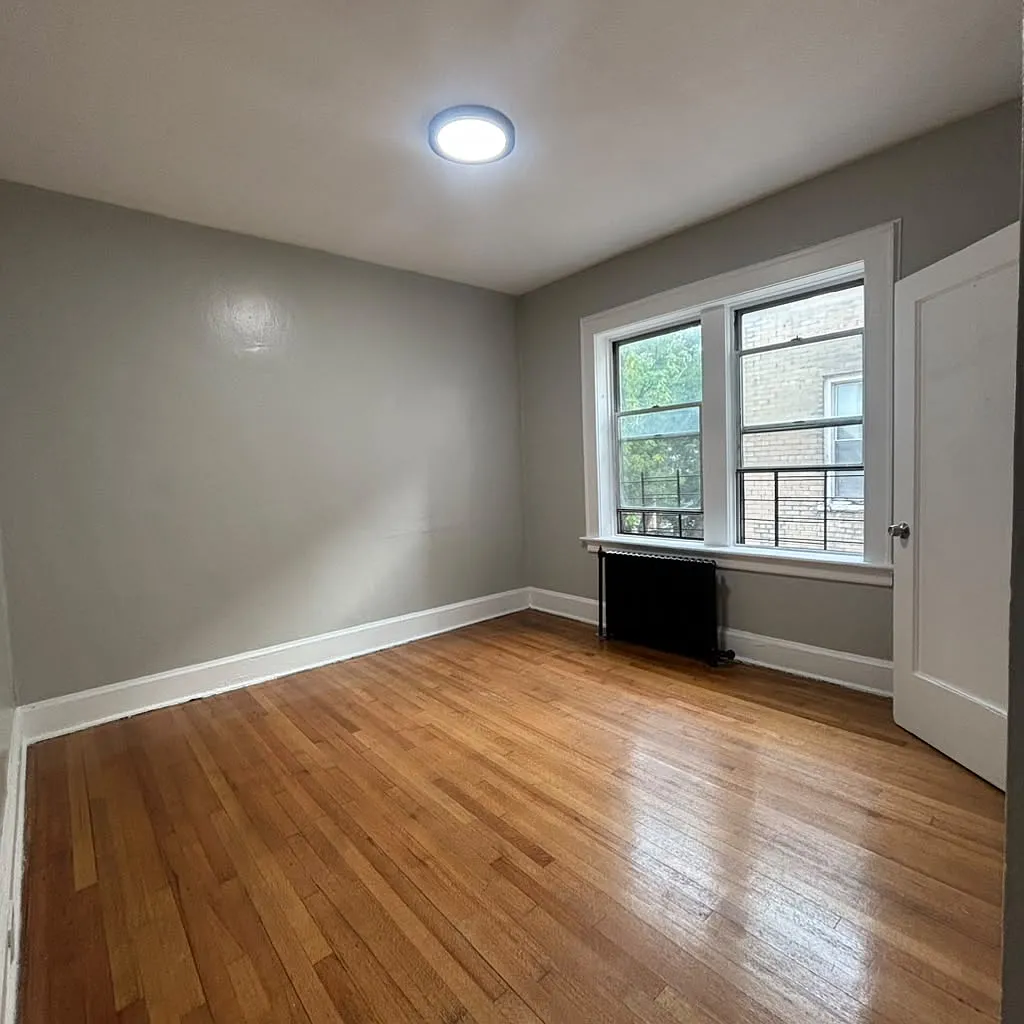 645 Summer Ave — Photo 4