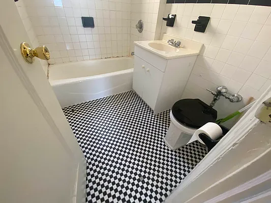 Rented by MQ Realty LLC | media 13