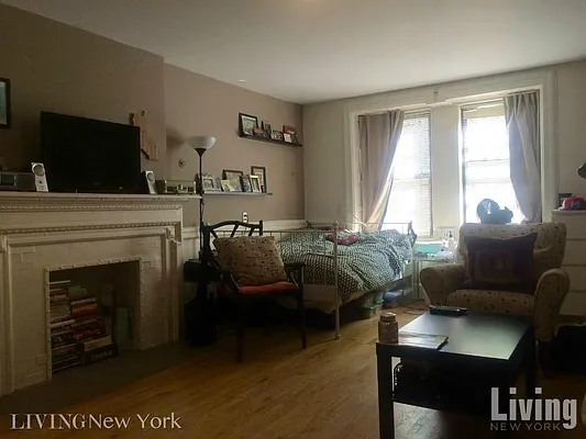 Rented by Living New York | media 16
