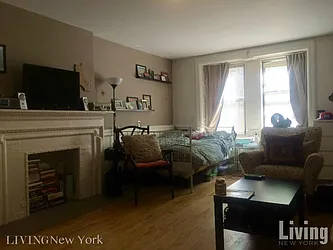 Rented by Living New York