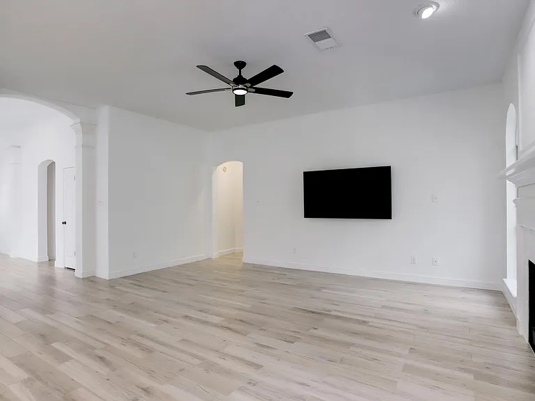138 Summer Storm Pl — Photo 8