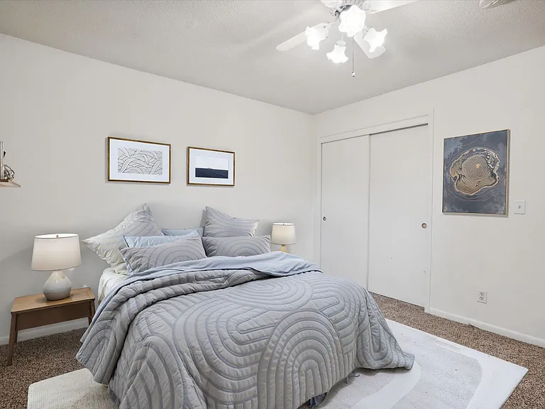 Two Bedroom B - 2 Bed / 1 Bath - 1,000 Sq.Ft.