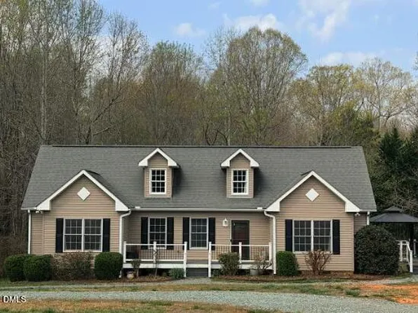 5522 Pleasant Woods Dr, Mebane, NC 27302