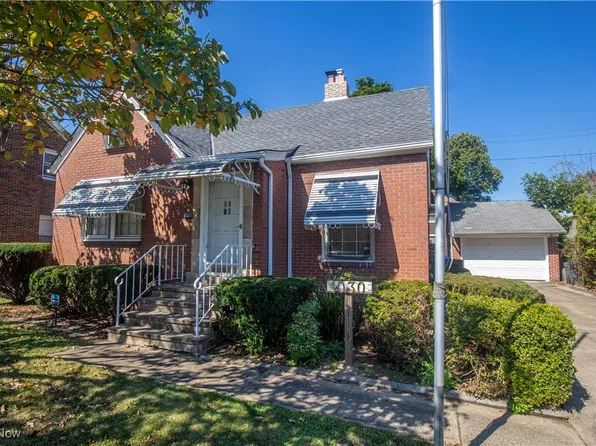 1030 Creek View Dr, Cleveland, OH 44119