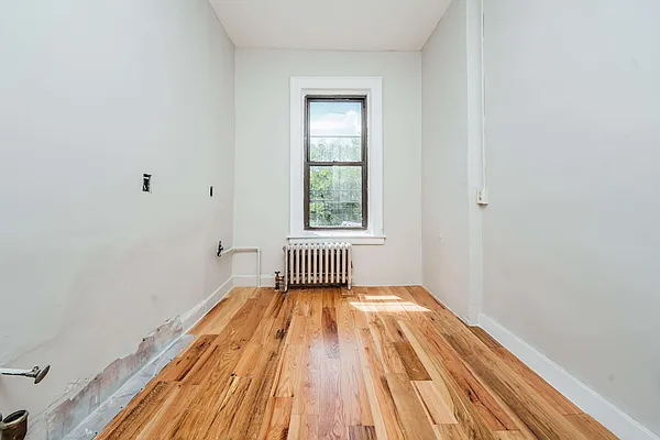 Rented by Nooklyn NYC LLC | media 11