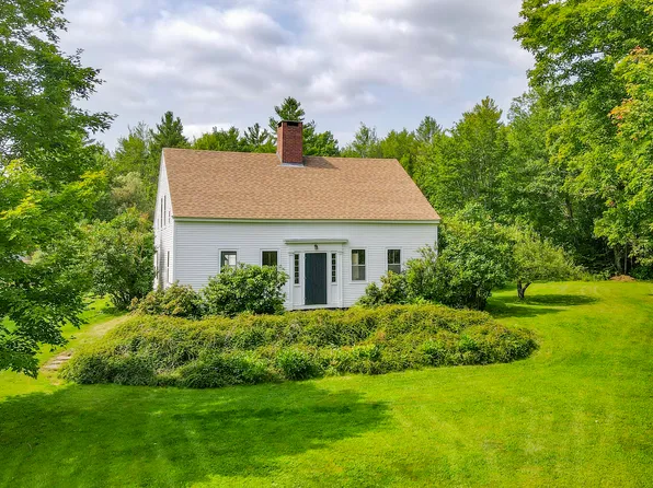 284 Lawry Road, Searsmont, ME 04973