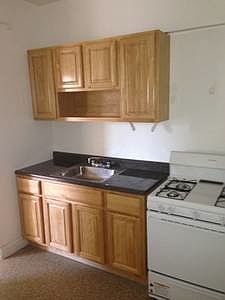 1st image of 11 Lawrence St APT 4L