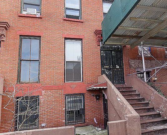 4th image of 343 Hoyt St