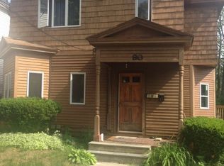 90 High St, Amesbury, MA 01913