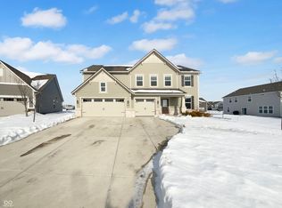 4938 S Canton Cir, New Palestine, IN 46163