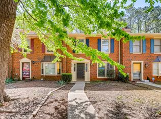 954 Chippendale Ln, Norcross, GA 30093