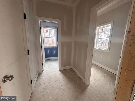 5th image of 4383 Specks Run Rd