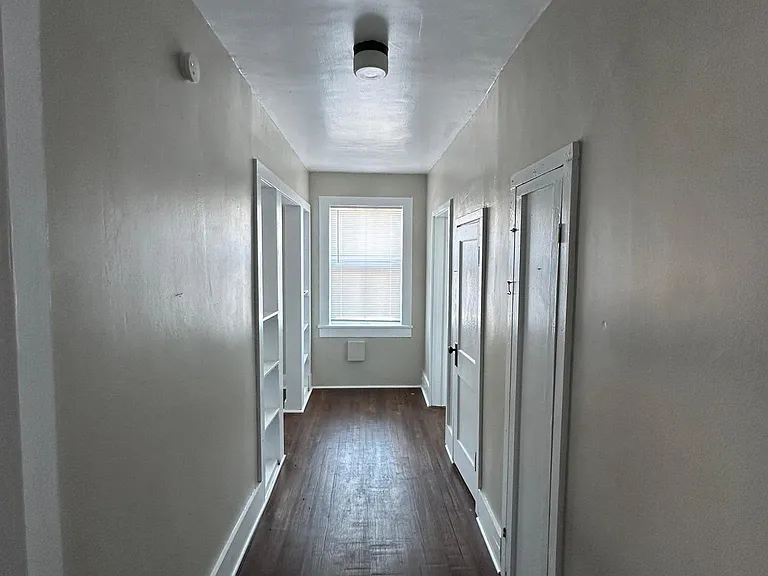 101 E Benton St #302 — Photo 5