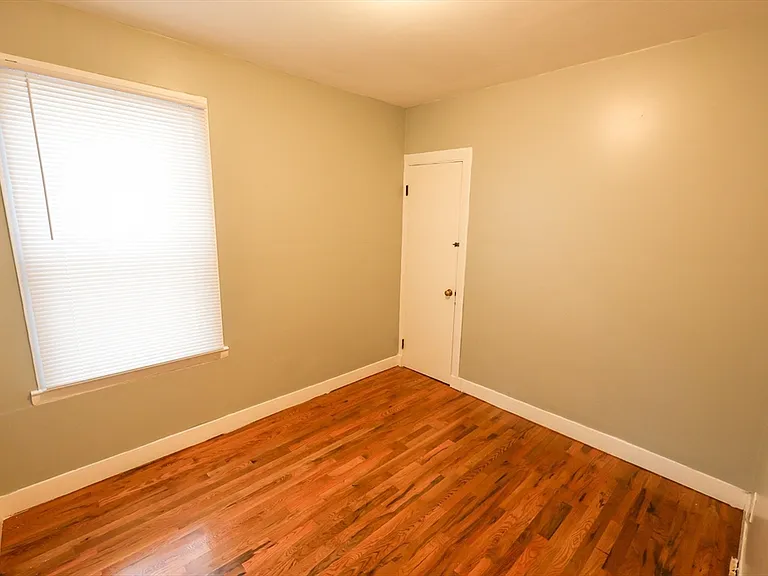 4 Standard St #2 — Photo 4