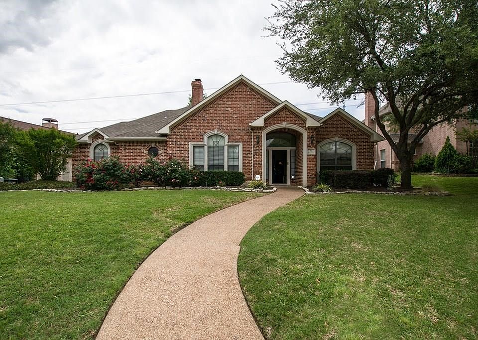 Updated one story in popular Northlake Woodlands of Coppell.