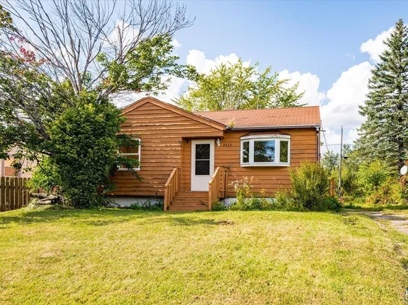 2213 W 22nd St, Duluth, MN 55811