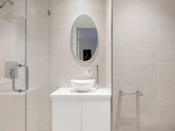 150 East 69th Street image 8 of 12