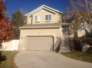 3837 S Huntington Dr, Bountiful, UT 84010
