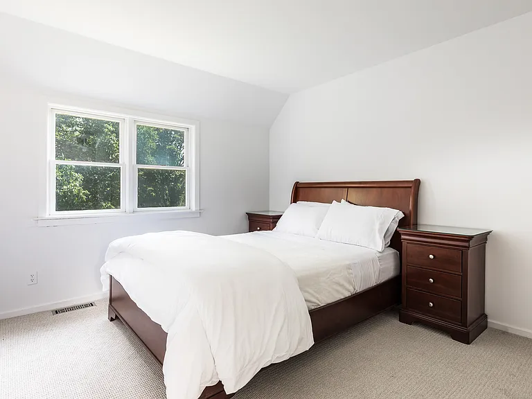 31 Wainscott Main St — Photo 11
